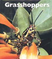 Grasshoppers (Naturebooks) 1567665055 Book Cover