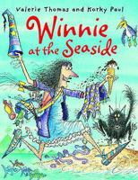 Winnie at the Seaside 0192727265 Book Cover