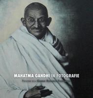 Mahatma Gandhi in Fotografie: Prefazione della Gandhi Research Foundation 1788941357 Book Cover