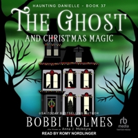 The Ghost and Christmas Magic 1968738215 Book Cover