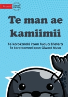 A Strange Animal - Te man ae kamiimii (Te Kiribati) 1922910538 Book Cover