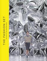The Fashion Set: The Art of the Fashion Show 1909399833 Book Cover