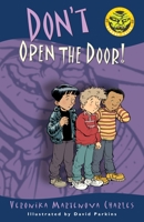 Don't Open the Door! (Easy-to-Read Spooky Tales) 0887767796 Book Cover