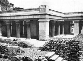 Elite Minoan Architecture: Its Development at Knossos, Phaistos, and Malia 1931534772 Book Cover