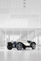 Two Centuries of Automotive History 8857255514 Book Cover