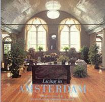 Living in Amsterdam 0500015570 Book Cover