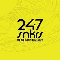 247SNKRS - WE ARE SNEAKERS MANIACS - 1.24: Sneaker Art - Vol.1- NIKE B0CSS28B1J Book Cover
