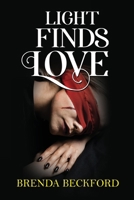 Light Finds Love 1804397458 Book Cover