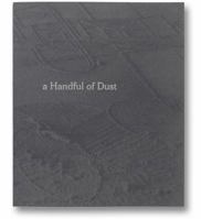 A Handful of Dust (English Edition) 1910164968 Book Cover