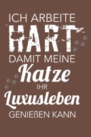 Ich arbeite hart, damit meine Katze ihr Luxusleben genießen kann: A5 Dodgrid (gepunktet)  | Agenda Journal | Perfekt zum Schreiben und Zeichnen | Geschenk Katze (German Edition) 1696025281 Book Cover