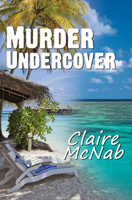 Murder Undercover 1562802593 Book Cover