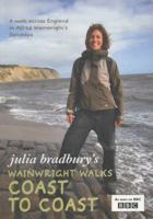 Julia Bradbury's Wainwright Walks 0711233802 Book Cover
