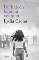 Un halcón bajo mi ventana / A Hawk Under My Window (Spanish Edition) 6073873190 Book Cover