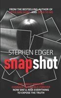 Snapshot: A gripping psychological thriller 1672254639 Book Cover