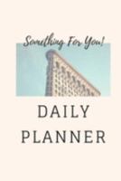 Daily Planner: Beautiful Daily Planner Undated Organizer For Everyday Tasks 1691151173 Book Cover