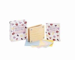 The Mini Pressed Flower Kit 0762409754 Book Cover