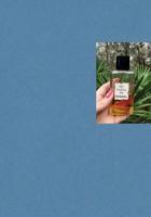 How Do You Get Rid of a 40 Year Old Bottle of Perfume? : Illustrations on Envelopes, Receipts, and Index Cards by Suzanne Crews 1540775143 Book Cover