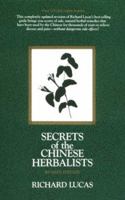 Secrets of the Chinese Herbalists 0137981740 Book Cover