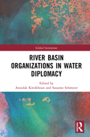 River Basin Organizations in Water Diplomacy 0367627310 Book Cover