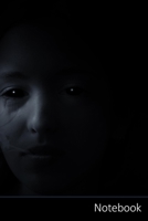 Notebook: Sombre, Gothique, Macabre, Imaginaire Carnet / Journal / Livre d'écriture / Calepin / Agenda / Notes - 6 x 9 pouces (15,24 x 22,86 cm), 110 pages, surface brillante. 1712923528 Book Cover