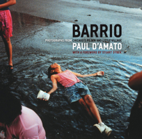 Barrio: Photographs from Chicago's Pilsen and Little Village 0226135055 Book Cover
