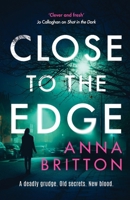 Close to the Edge (Detectives Martin & Stern) 1804365262 Book Cover