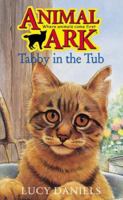 Tabby In The Tub 0439343909 Book Cover