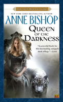 Queen of the Darkness 0451456734 Book Cover