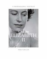 Queen Elizabeth II: A Photographic Portrait 0500543887 Book Cover