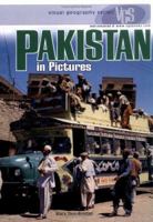Pakistan in Pictures (Visual Geography Series) 0822546825 Book Cover